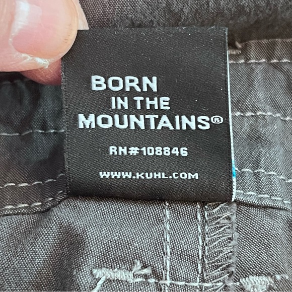 Kuhl Gray Roll Up Cargo Pants with Straight Leg Cut - Picture 10 of 14